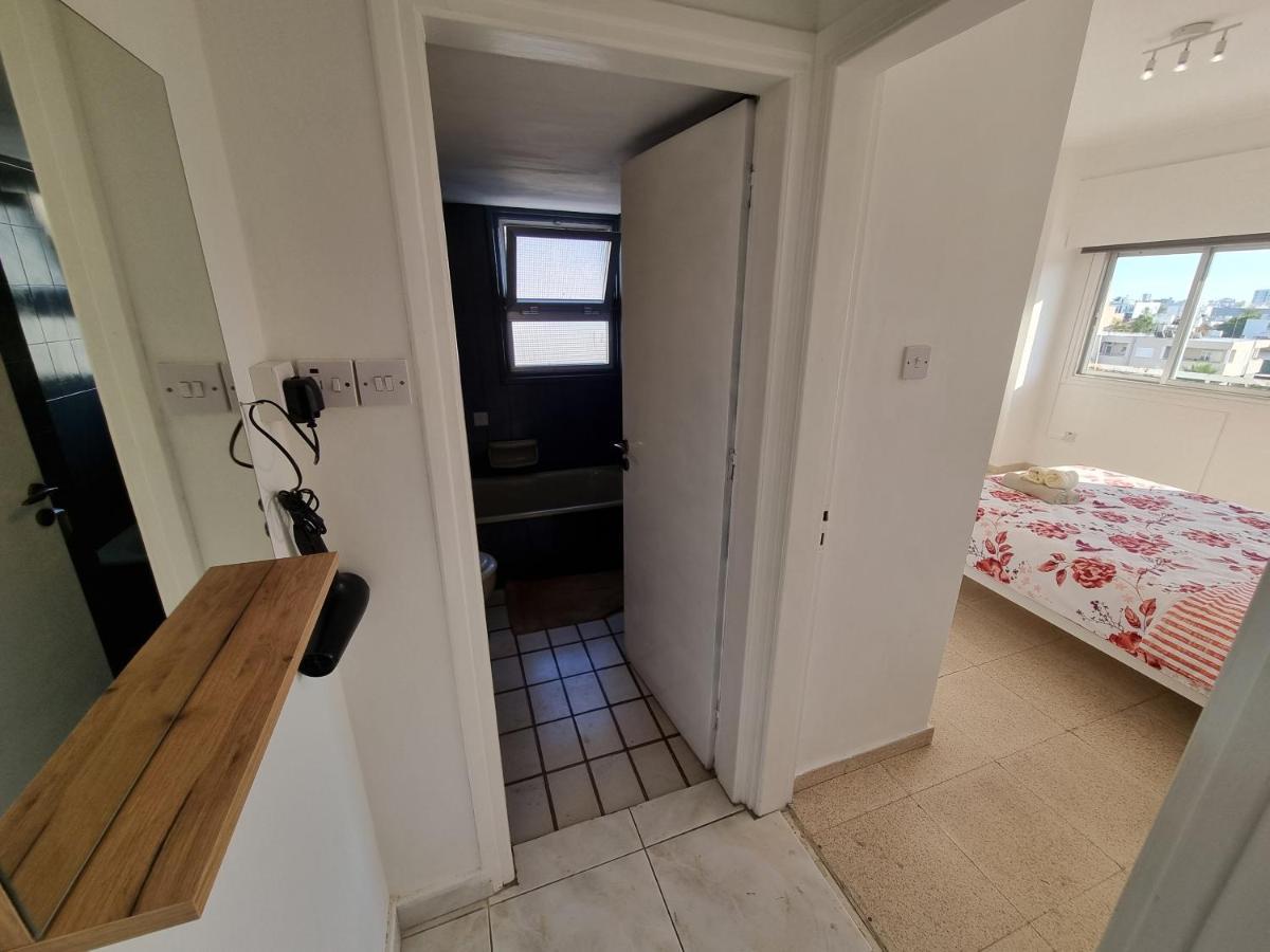 City View Rooms Larnaca Buitenkant foto