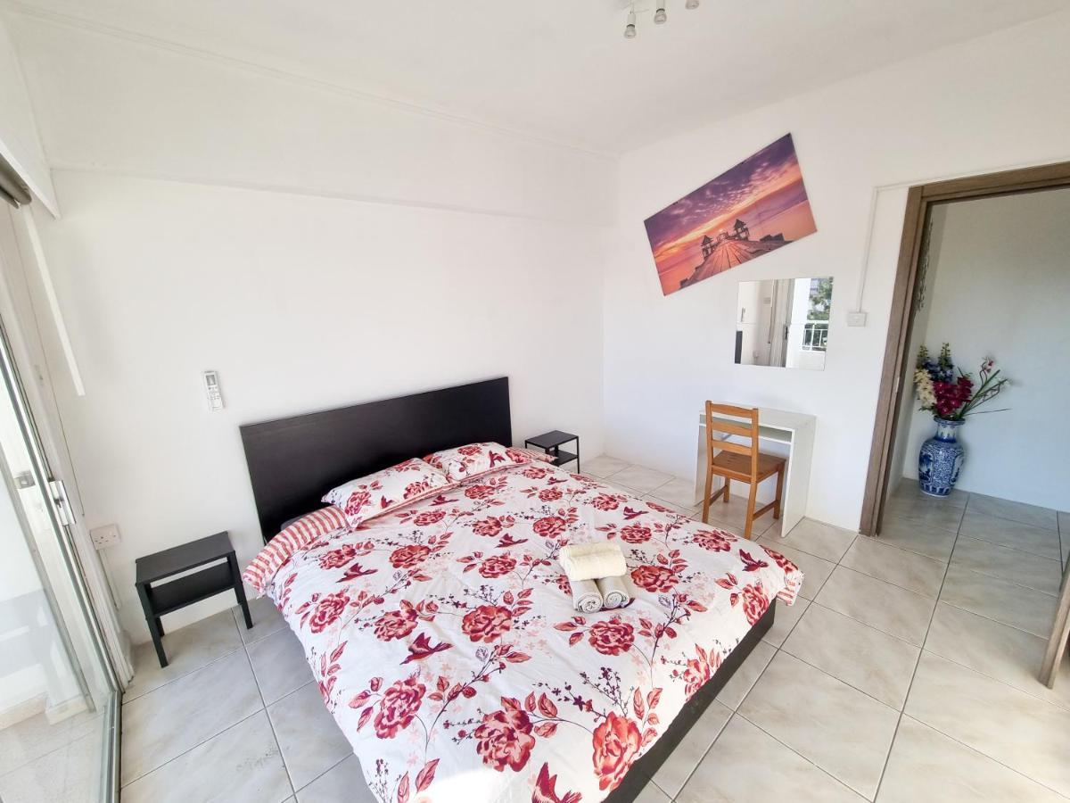 City View Rooms Larnaca Buitenkant foto